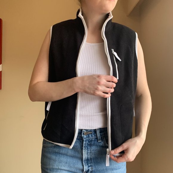 Vintage Zip-up Vest - Picture 10 of 11